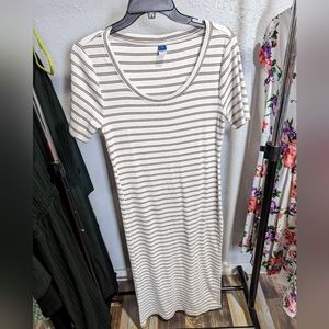 Old Navy Striped Maxi T-Shirt Dress Size M